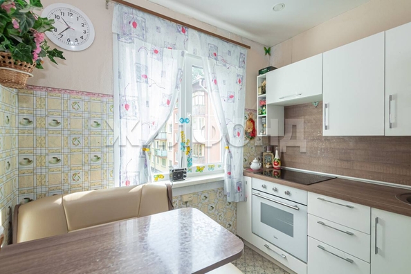 
  Продается 3-комн. квартира, 58.8 м², Жемчужная ул, д. 32
. Фото 7.