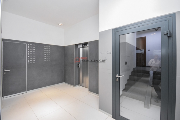 
  Продается 3-комн. квартира, 63 м², Большевистская ул, д. 100
. Фото 33.