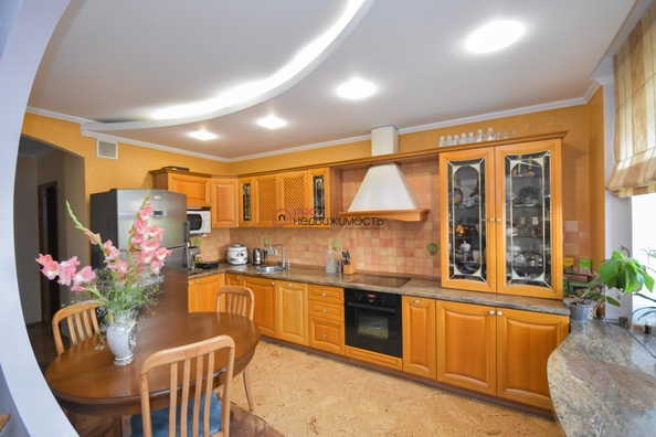 
  Продается 3-комн. квартира, 88 м², Кошурникова ул, д. 53/1
. Фото 32.