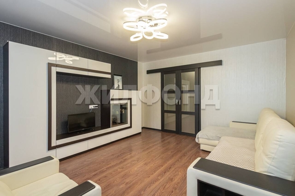 
  Продается 4-комн. квартира, 81.5 м², Поселок Кольцово, д. 24
. Фото 2.