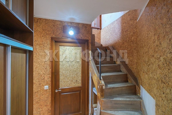 
  Продается 4-комн. квартира, 82.3 м², Вертковская ул, д. 40
. Фото 2.