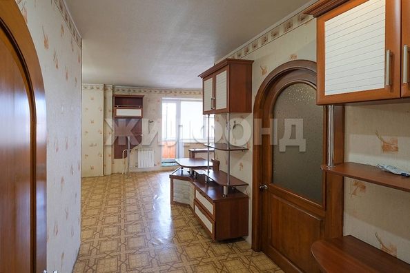 
  Продается 4-комн. квартира, 82.3 м², Вертковская ул, д. 40
. Фото 8.