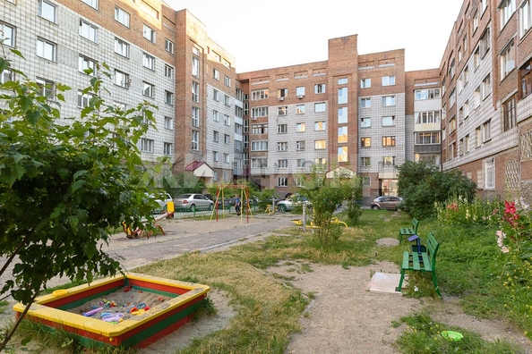 
  Продается 4-комн. квартира, 82.3 м², Вертковская ул, д. 40
. Фото 4.