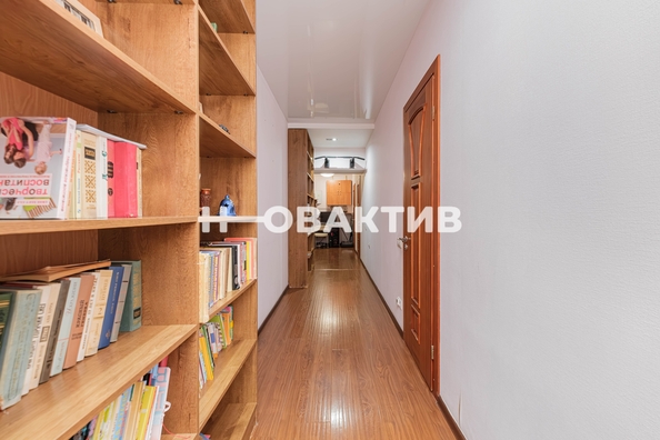 
  Продается 3-комн. квартира, 141.9 м², Зыряновская ул, д. 57
. Фото 12.