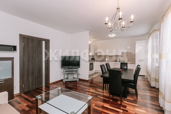
  Продается 3-комн. квартира, 91.8 м², Шевченко ул, д. 11
. Фото 10.