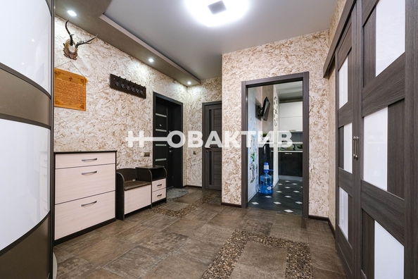 
  Продается 3-комн. квартира, 103 м², Сухарная ул, д. 96/2
. Фото 19.