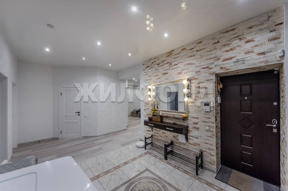 
  Продается 3-комн. квартира, 109.8 м², Толстого ул, д. 5
. Фото 14.