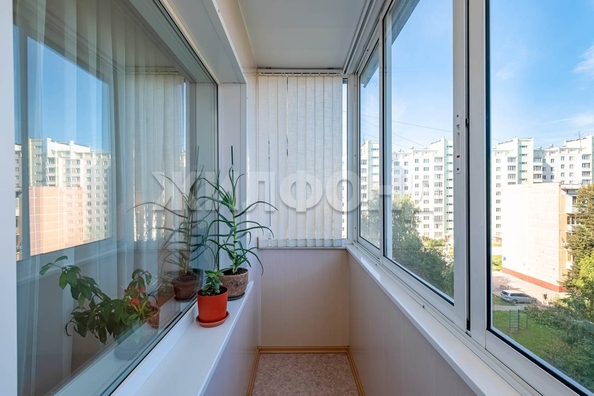 
  Продается 3-комн. квартира, 59.8 м², Олеко Дундича ул, д. 21
. Фото 8.