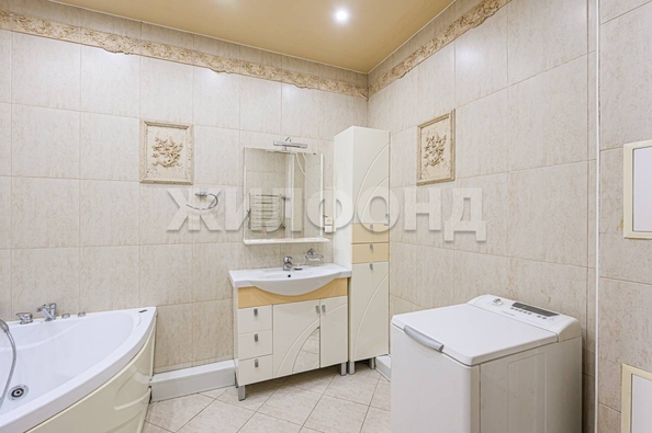 
  Продается 2-комн. квартира, 91.2 м², Железнодорожная ул, д. 12
. Фото 15.