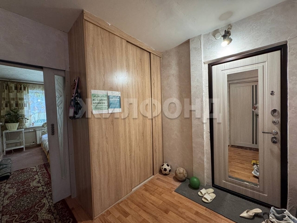 
  Продается 3-комн. квартира, 61 м², Петухова ул, д. 114
. Фото 5.