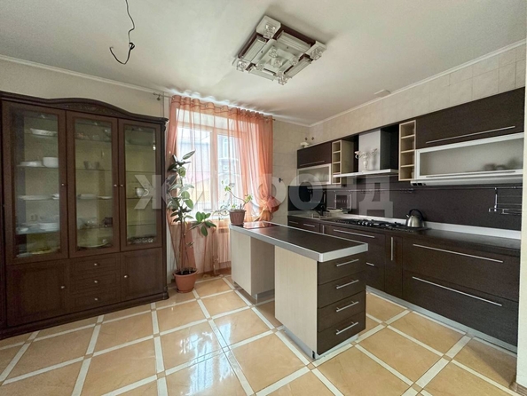 
  Продается дом, 292 м², Новосибирск
. Фото 6.