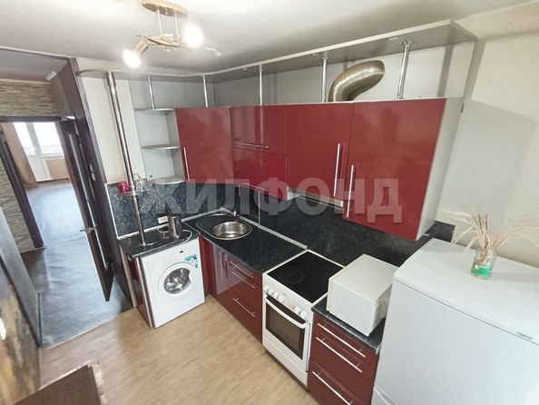 
  Продается 1-комн. квартира, 32.3 м², Троллейная ул, д. 20
. Фото 4.
