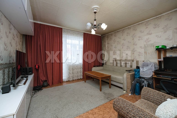 
  Продается 2-комн. квартира, 50.2 м², Связистов ул, д. 147
. Фото 6.