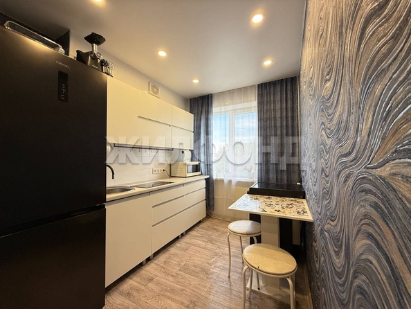
  Продается 3-комн. квартира, 59.7 м², Чемская ул, д. 36а
. Фото 9.