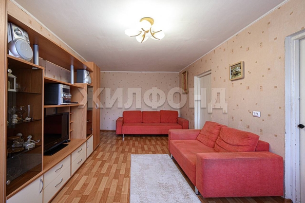 
  Продается 4-комн. квартира, 59.8 м², Ленинградская ул, д. 145
. Фото 10.