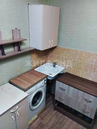 
  Продается 1-комн. квартира, 13.5 м², Пермитина ул, д. 12
. Фото 2.