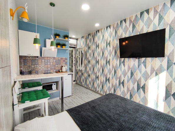 
  Сдам посуточно 1-комн. квартиру, 25 м², Большевистская ул, д. 37
. Фото 1.