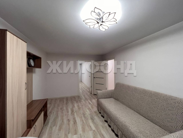 
  Продается 2-комн. квартира, 43.5 м², Белинского ул, д. 202
. Фото 2.