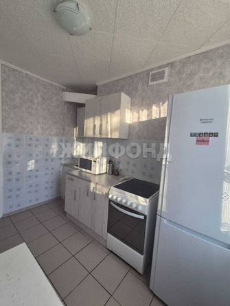 
  Продается 4-комн. квартира, 70.8 м², Зорге ул, д. 193/1
. Фото 2.