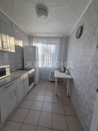 
  Продается 4-комн. квартира, 70.8 м², Зорге ул, д. 193/1
. Фото 3.