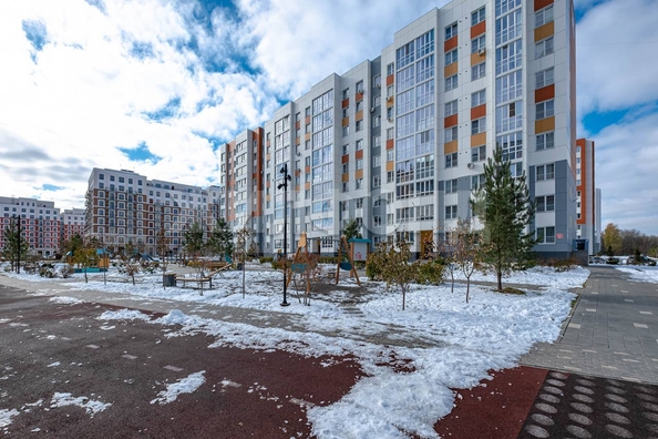
  Продается 2-комн. квартира, 47.6 м², 3-й микрорайон, д. 15/1
. Фото 25.
