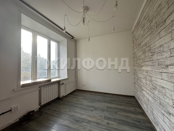
  Продается 3-комн. квартира, 75.4 м², Титова ул, д. 22
. Фото 3.