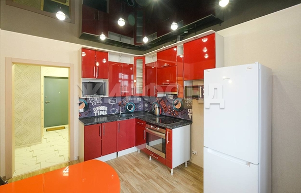 
  Продается 1-комн. квартира, 38.8 м², Кавалерийская ул, д. 25
. Фото 3.