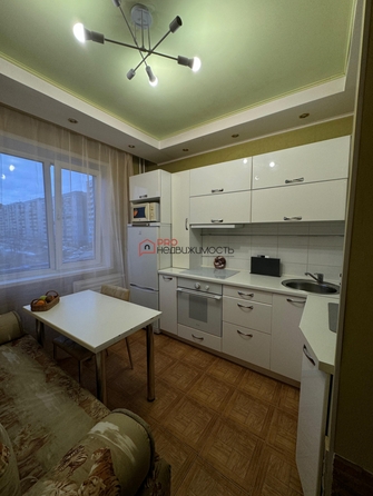 
  Продается 1-комн. квартира, 39.8 м², Лазурная ул, д. 20
. Фото 1.