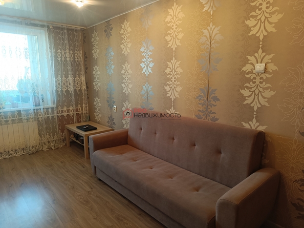 
  Продается 3-комн. квартира, 60.4 м², Новосибирская ул, д. 13
. Фото 2.