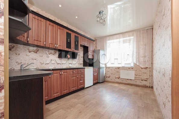 
  Продается 1-комн. квартира, 42 м², В. Высоцкого ул, д. 41/4
. Фото 6.