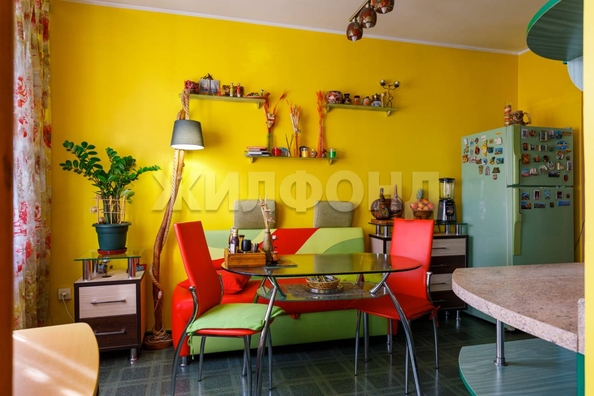 
  Продается 2-комн. квартира, 50.5 м², 25 лет Октября ул, д. 14
. Фото 2.