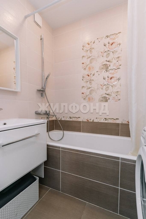 
  Продается 3-комн. квартира, 74.1 м², Приморская ул, д. 10/1
. Фото 14.