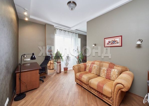 
  Продается 3-комн. квартира, 137.9 м², Галущака ул, д. 1
. Фото 13.