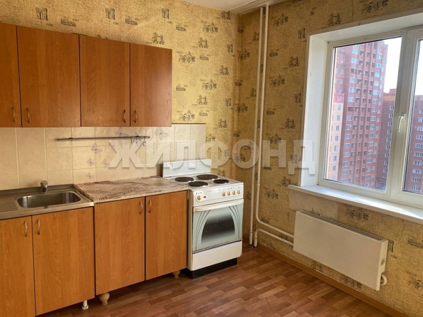 
  Продается 2-комн. квартира, 56.4 м², Ключ-Камышенское Плато ул, д. 14
. Фото 2.