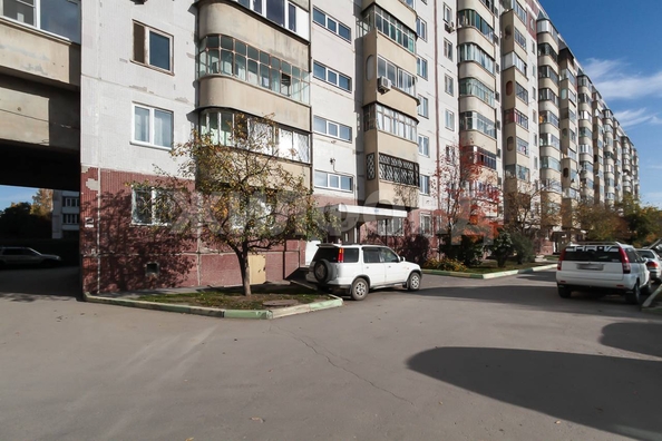 
  Продается 2-комн. квартира, 54 м², Троллейная ул, д. 41
. Фото 10.