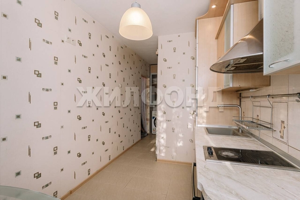 
  Продается 4-комн. квартира, 70.5 м², Бориса Богаткова ул, д. 194/6
. Фото 12.