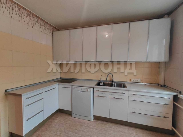 
  Продается 2-комн. квартира, 51.5 м², Федосеева ул, д. 3
. Фото 3.