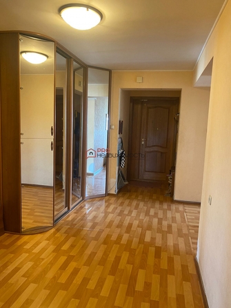 
  Продается 4-комн. квартира, 108.7 м², Иванова ул, д. 17
. Фото 6.