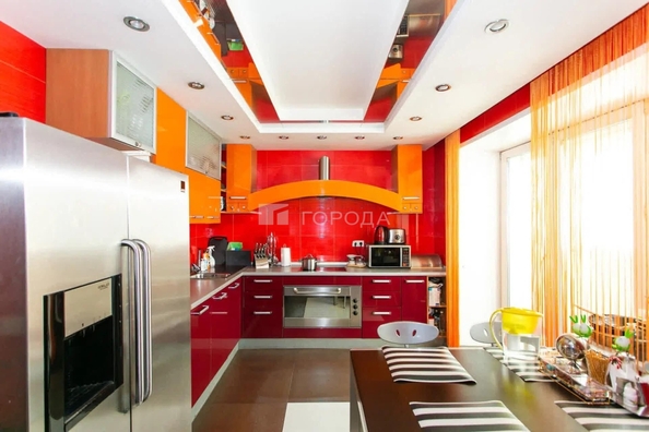 
  Продается 4-комн. квартира 143.5 м². Фото 2.