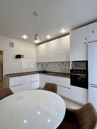 
  Продается 2-комн. квартира 63.5 м², в ЖК Венеция-2, дом 8. Фото 2.