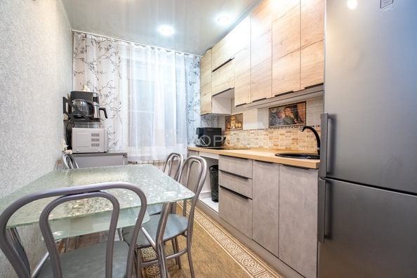 
  Продается 4-комн. квартира 69 м². Фото 2.