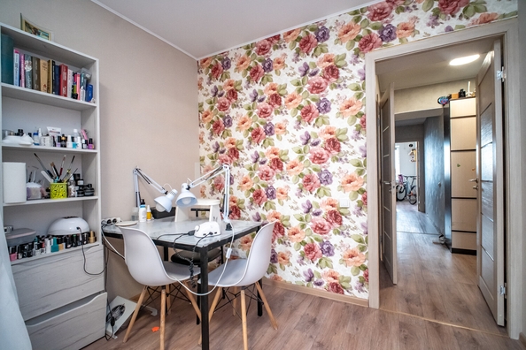 
  Продается 2-комн. квартира 37.9 м², в ЖК Солнечные часы, 3 очередь, дом 4. Фото 9.