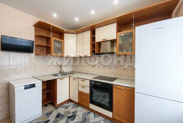 
  Продается 3-комн. квартира 78.5 м². Фото 1.