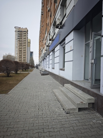 
  Сдается универсальное помещение 84 м². Фото 1.