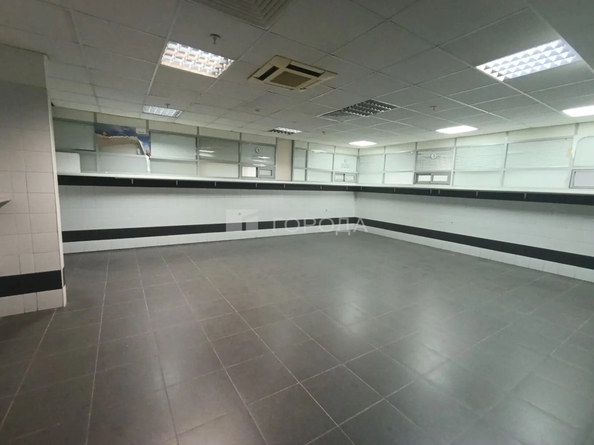 
  Сдается универсальное помещение 583 м². Фото 6.