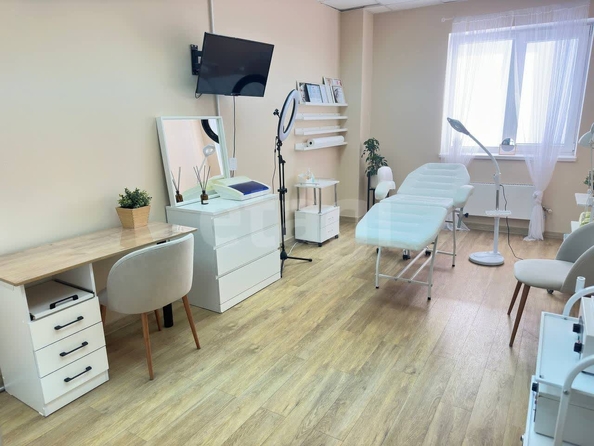 
  Продается офис 62.9 м², в БЦ БЦ Орджоникидзе , 40. Фото 11.