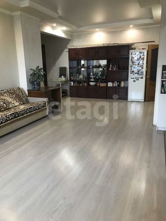 
  Продается 4-комн. квартира 90 м². Фото 1.