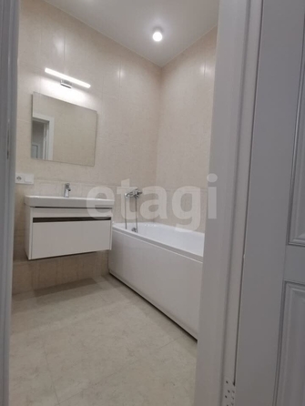 
  Продается 2-комн. квартира 67.6 м², в ЖК Покровский, блок-секция  3, 4, 5. Фото 9.