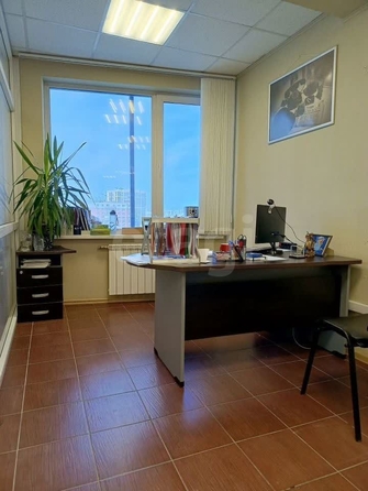 
  Продается офис 62 м². Фото 1.