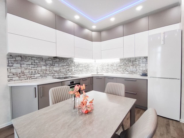 
  Продается 2-комн. квартира 65.9 м². Фото 6.